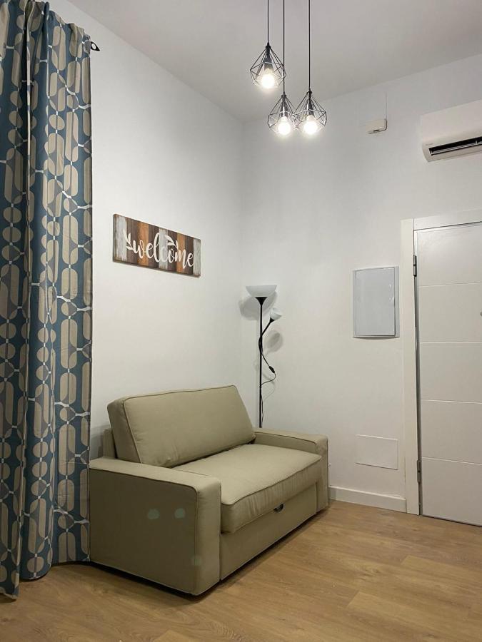 Aluche Aparment C Apartment Madrid Exterior foto